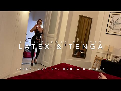 ❤️ Rahavavy mena mena mitafy akanjo vita amin'ny latex nolavin'ny zandriny ️ Vaovao aminay